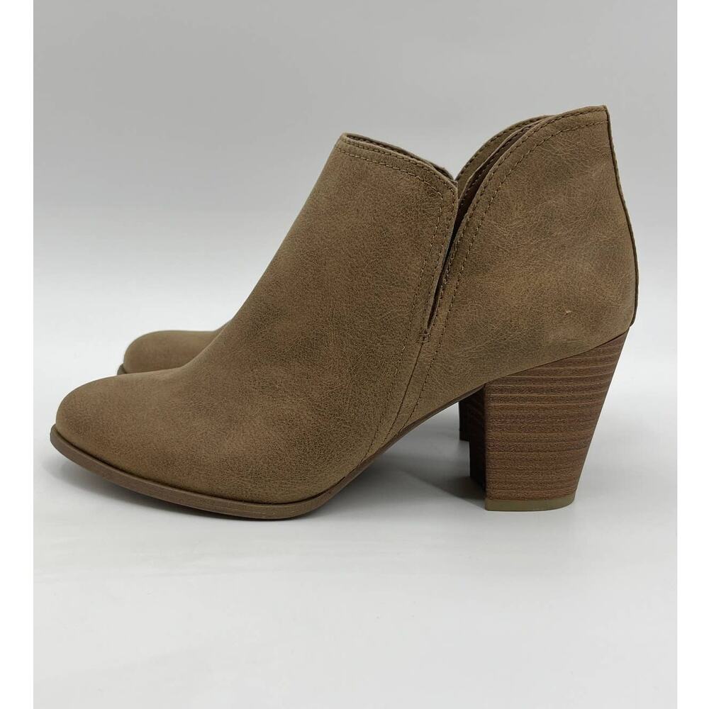 Fergalicious Charley Womens Sand Fabric Ankle Bootie Boots Size 9M NEW Brown Tan